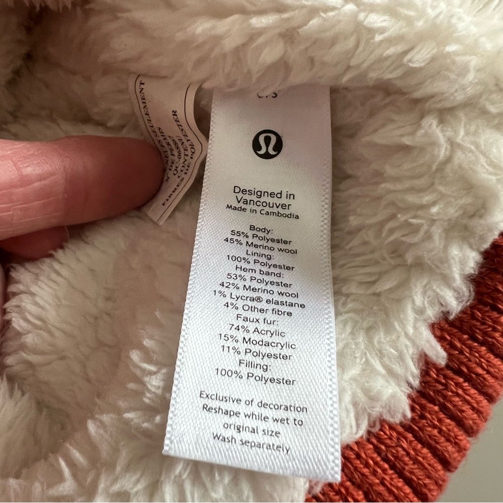 LULULEMON Chevron Knit Pom Beanie Fleece-Lined Winter Hat - Picture 7 of 15